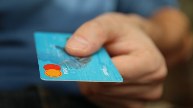 American Consumers Continue To Run Up Credit Card Debt