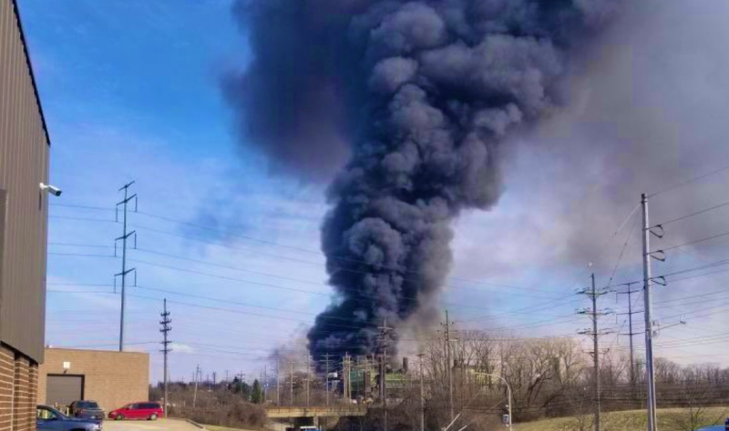 Explosion Rocks Ohio Metal Plant Sending Large Plume Of Black Smoke Into Sky