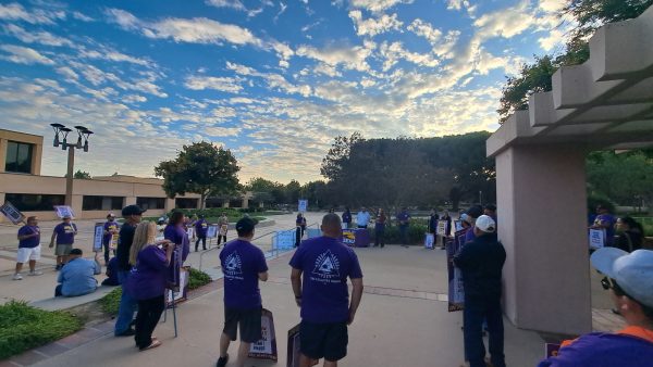 Simi Valley City Employees Vote To Go On Strike